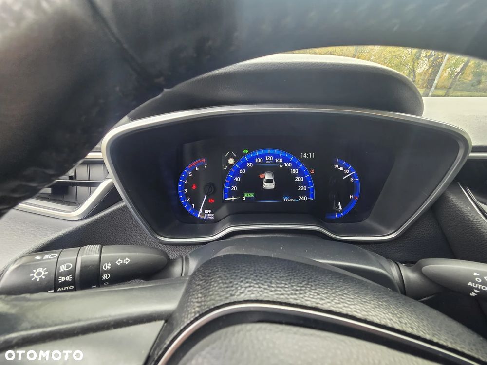 Toyota Corolla 1.8 Hybrid Comfort - 6