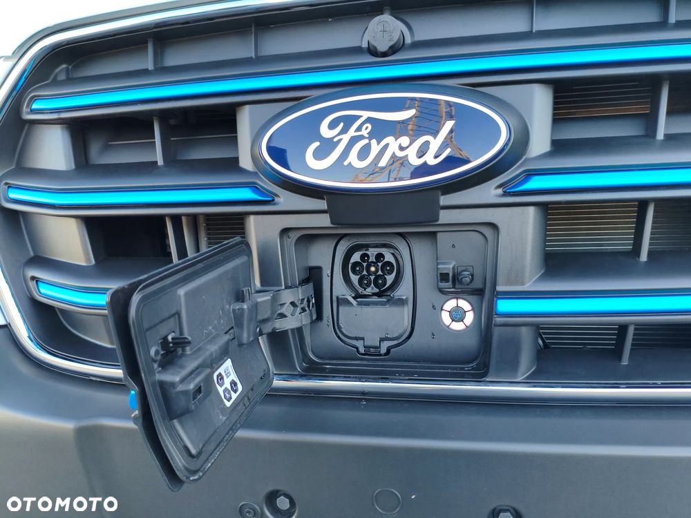 Ford E-Transit - 28