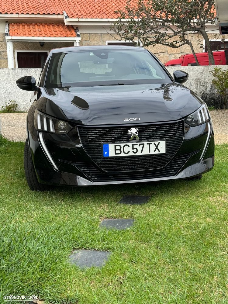 Peugeot e-208 50 kWh GT - 1