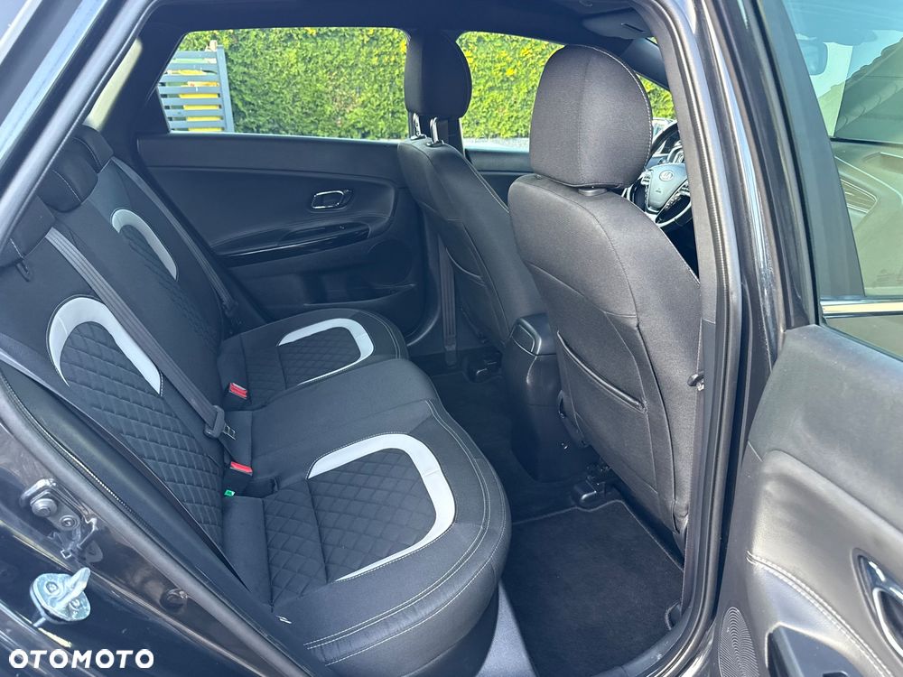 Kia Ceed 1.6 CRDi 136 ISG GT Line - 19