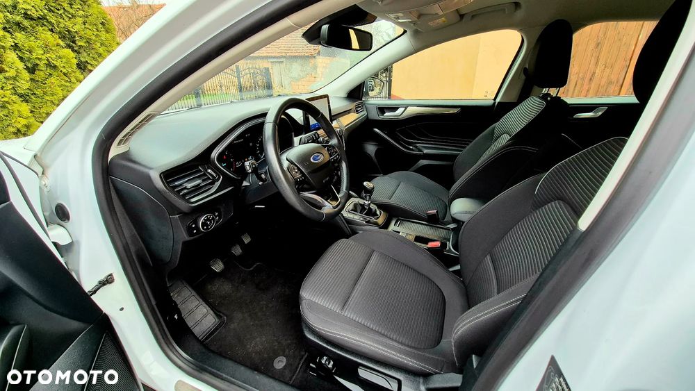 Ford Focus 1.5 EcoBlue STart-Stopp-System TITANIUM - 18