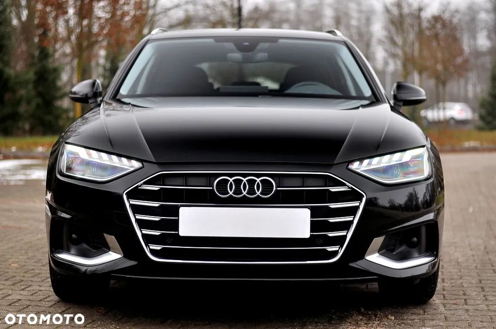 Audi A4 Avant 40 TDI Advanced S tronic - 4