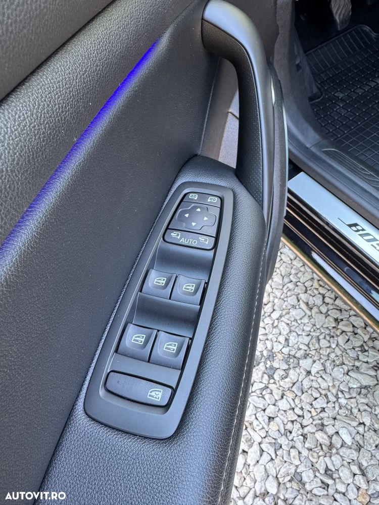Renault Megane ENERGY dCi 130 BOSE EDITION - 15