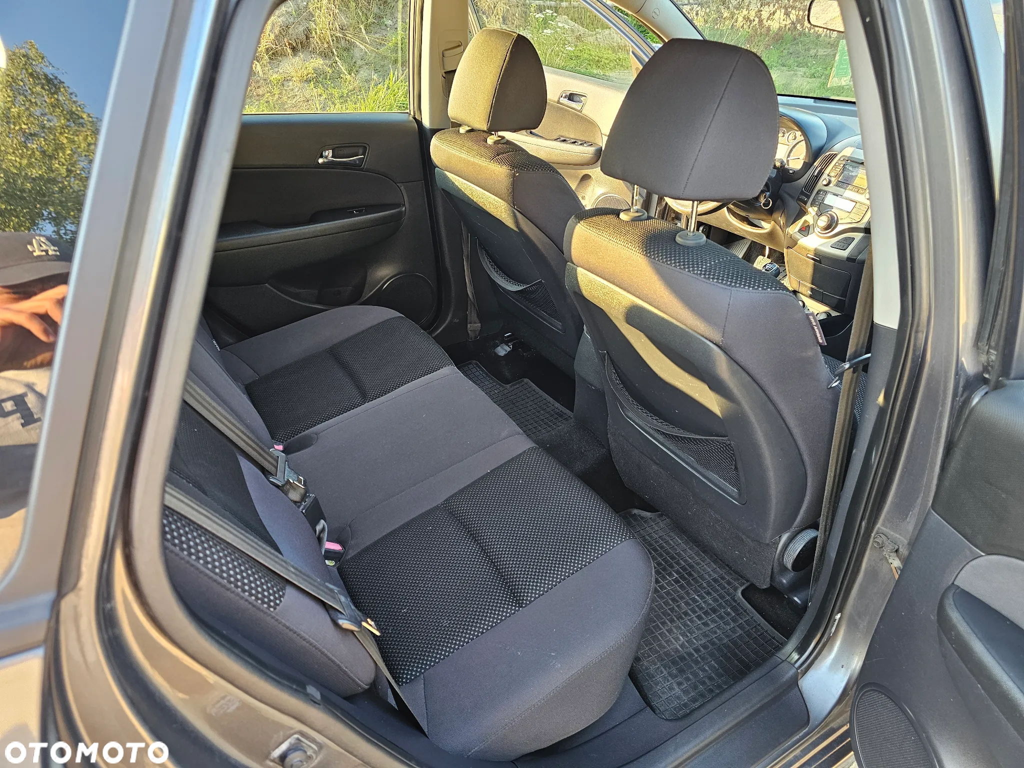 Hyundai i30 1.6 CRDi Comfort EU5 - 10