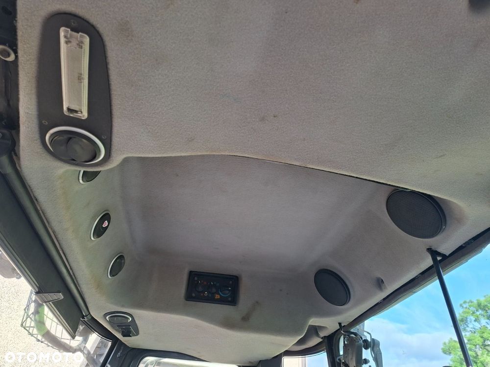 JCB Fastrac 3230 4X4 - 22