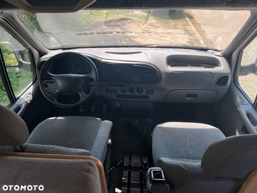Ford Transit - 6