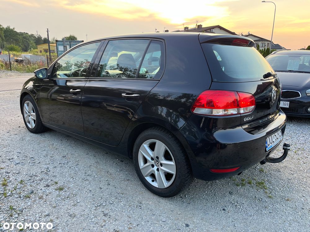 Volkswagen Golf 1.6 TDI BlueMot Comfortline - 4