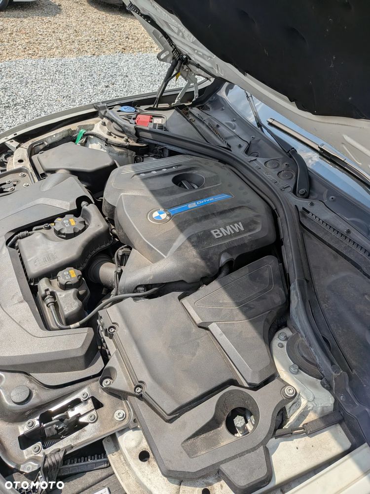 BMW Seria 3 320e M Sport sport - 25
