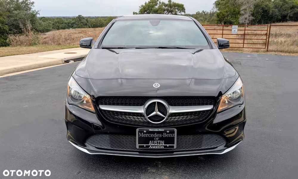 Mercedes-Benz CLA 250 4Matic 7G-DCT - 2