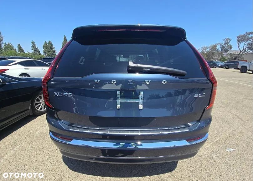 Volvo XC 90 - 6