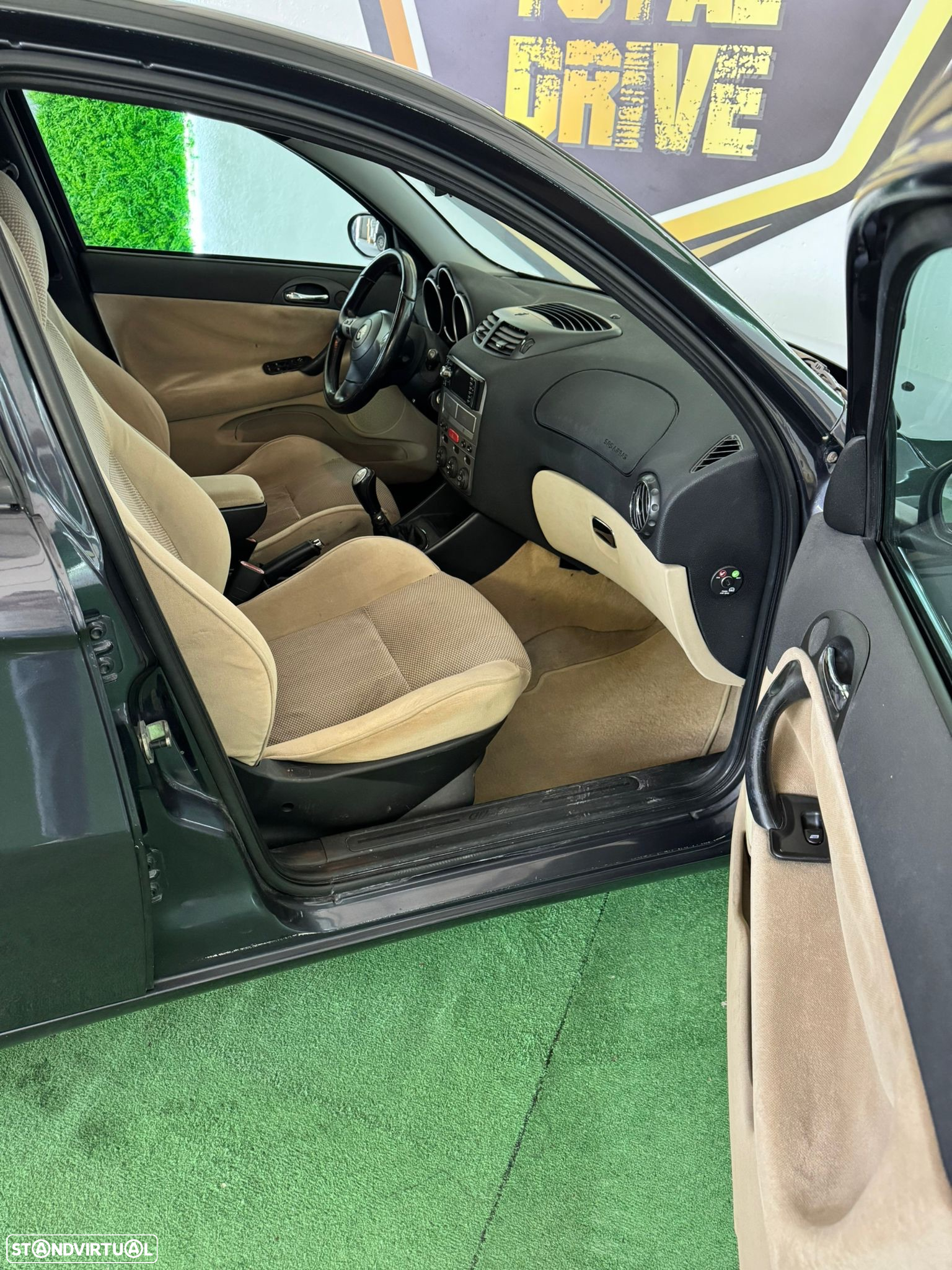 Alfa Romeo 147 1.6 TS Progression - 12