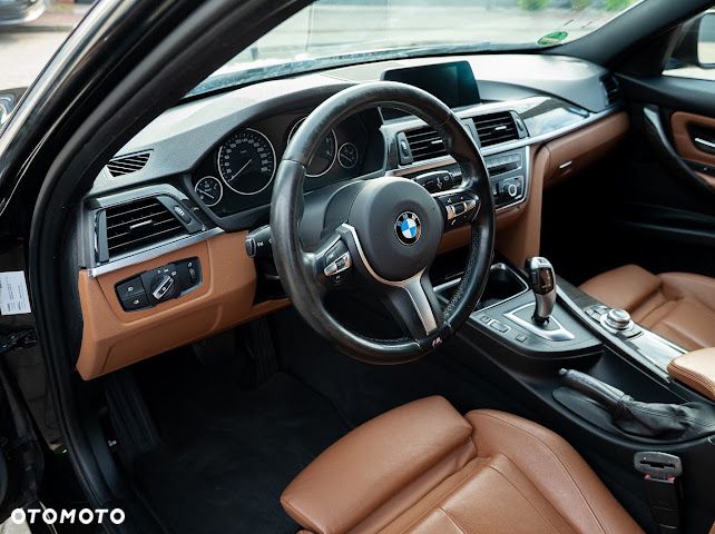 BMW Seria 3 335d xDrive Sport-Aut Luxury Line - 18