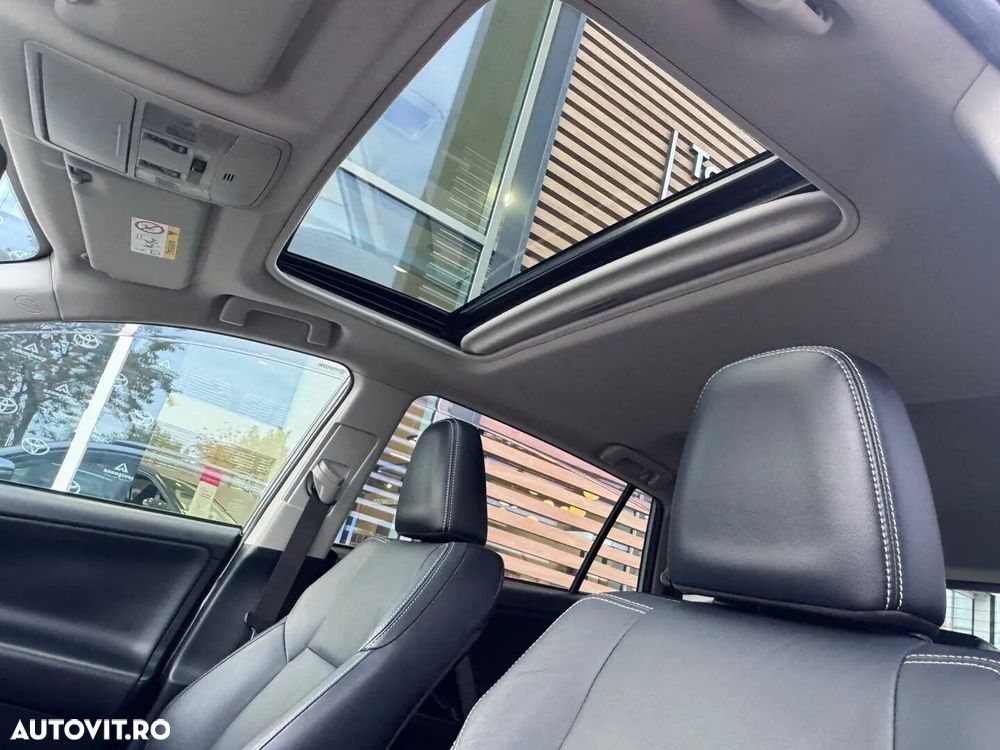 Toyota RAV4 - 31