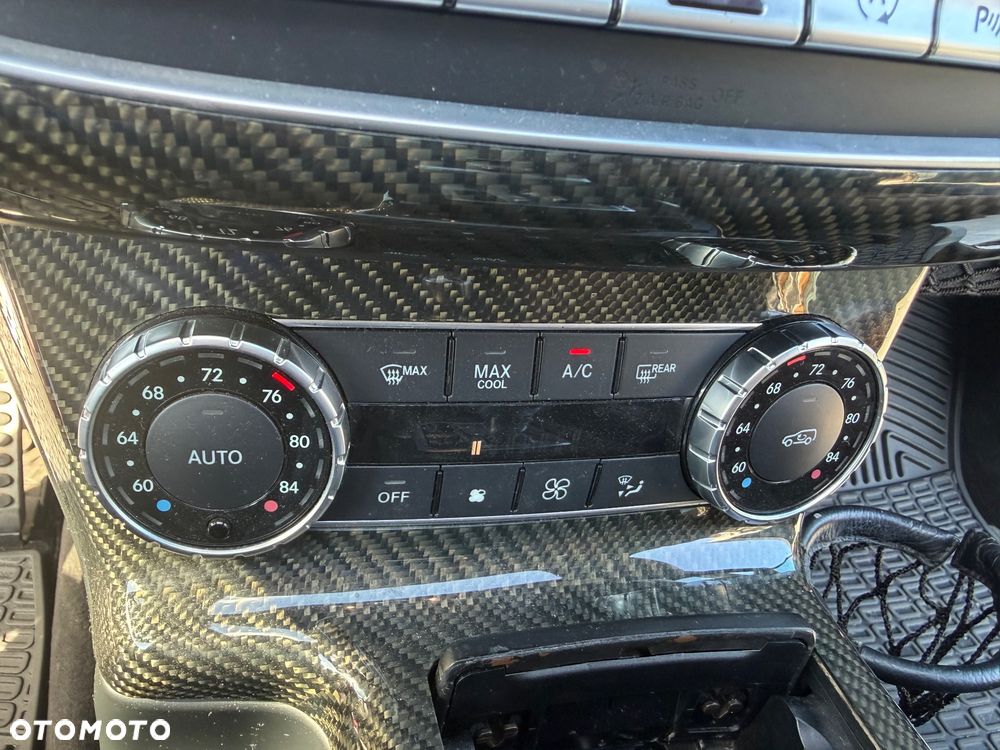 Mercedes-Benz Klasa G 63 AMG AMG SPEEDSHIFT 7G-TRONIC - 8