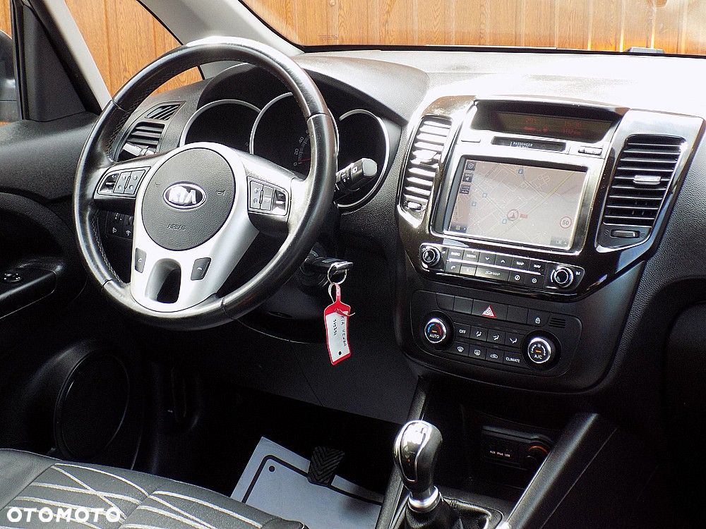 Kia Venga 1.4 CRDi 90 Vision - 14