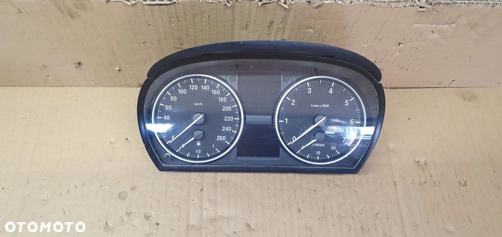 Licznik zegary BMW 3 E90 2.0 B 9242338 - 1