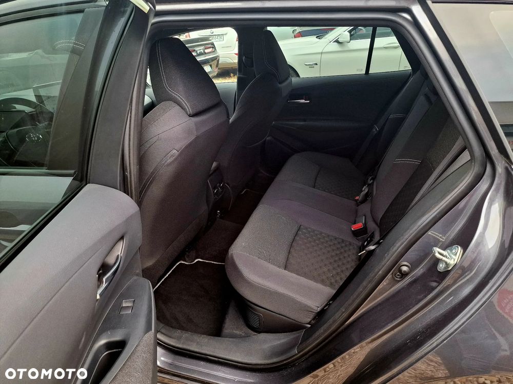 Toyota Corolla 1.8 Business Edition - 15