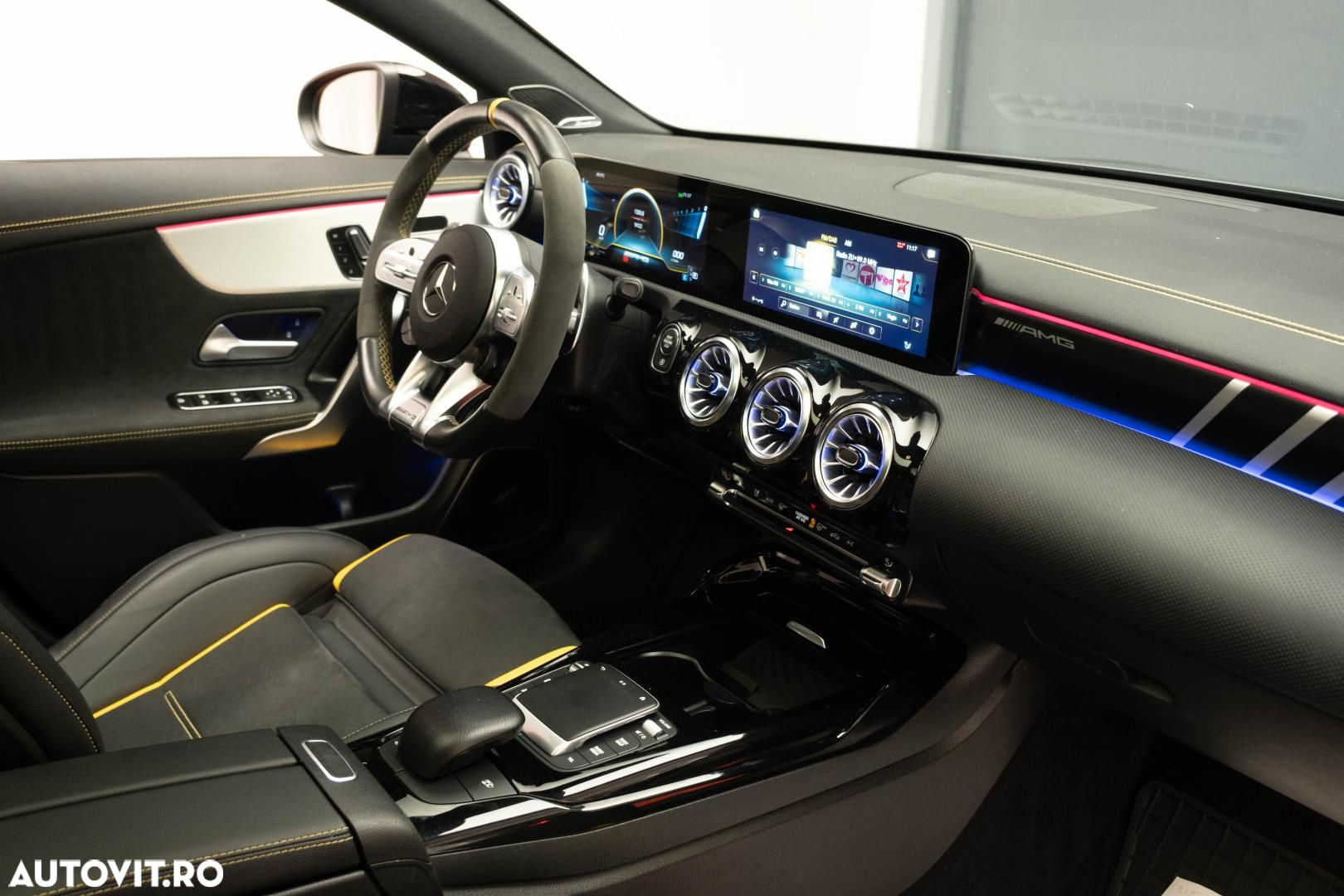 Mercedes-Benz CLA - 30