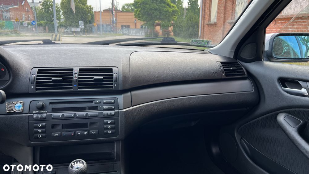 BMW Seria 3 - 26