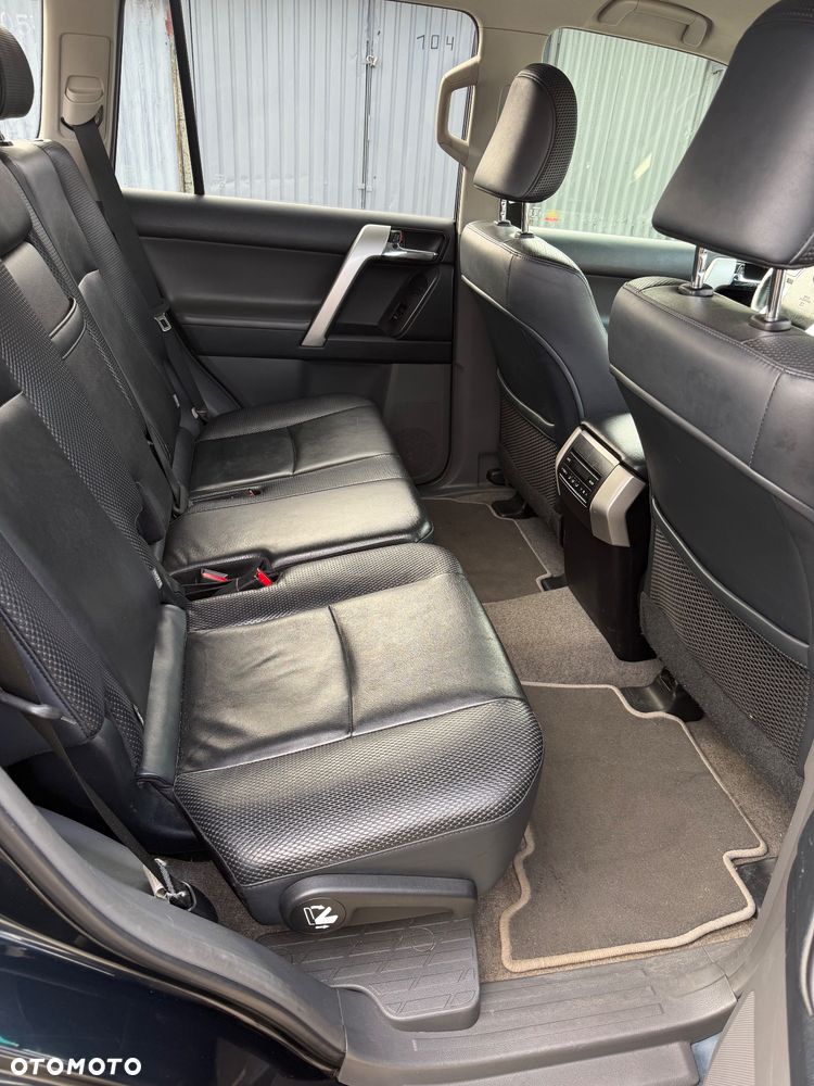 Toyota Land Cruiser LC 3.0 D-4D Premium - 9