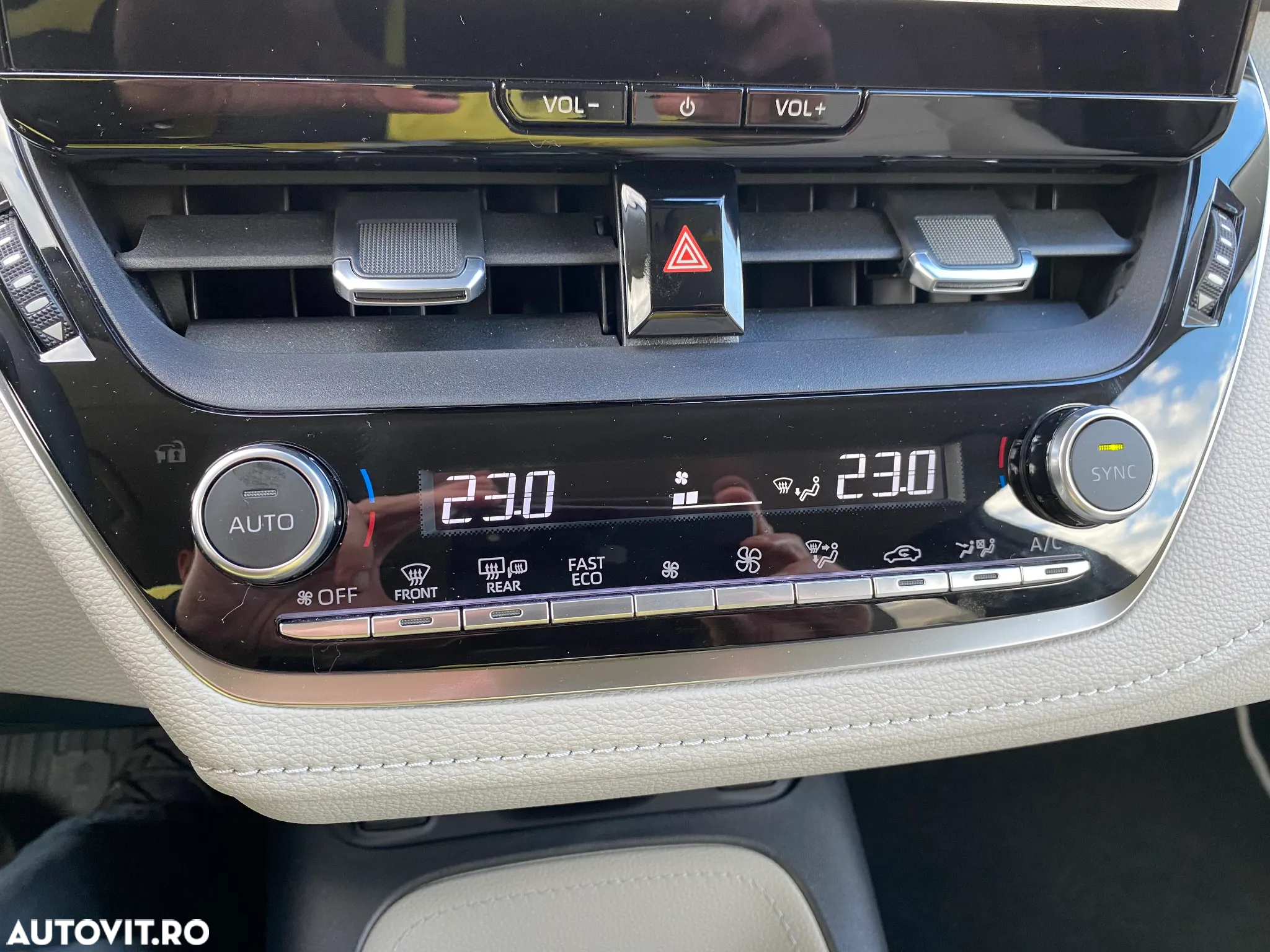 Toyota Corolla 1.8 HSD Exclusive - 10