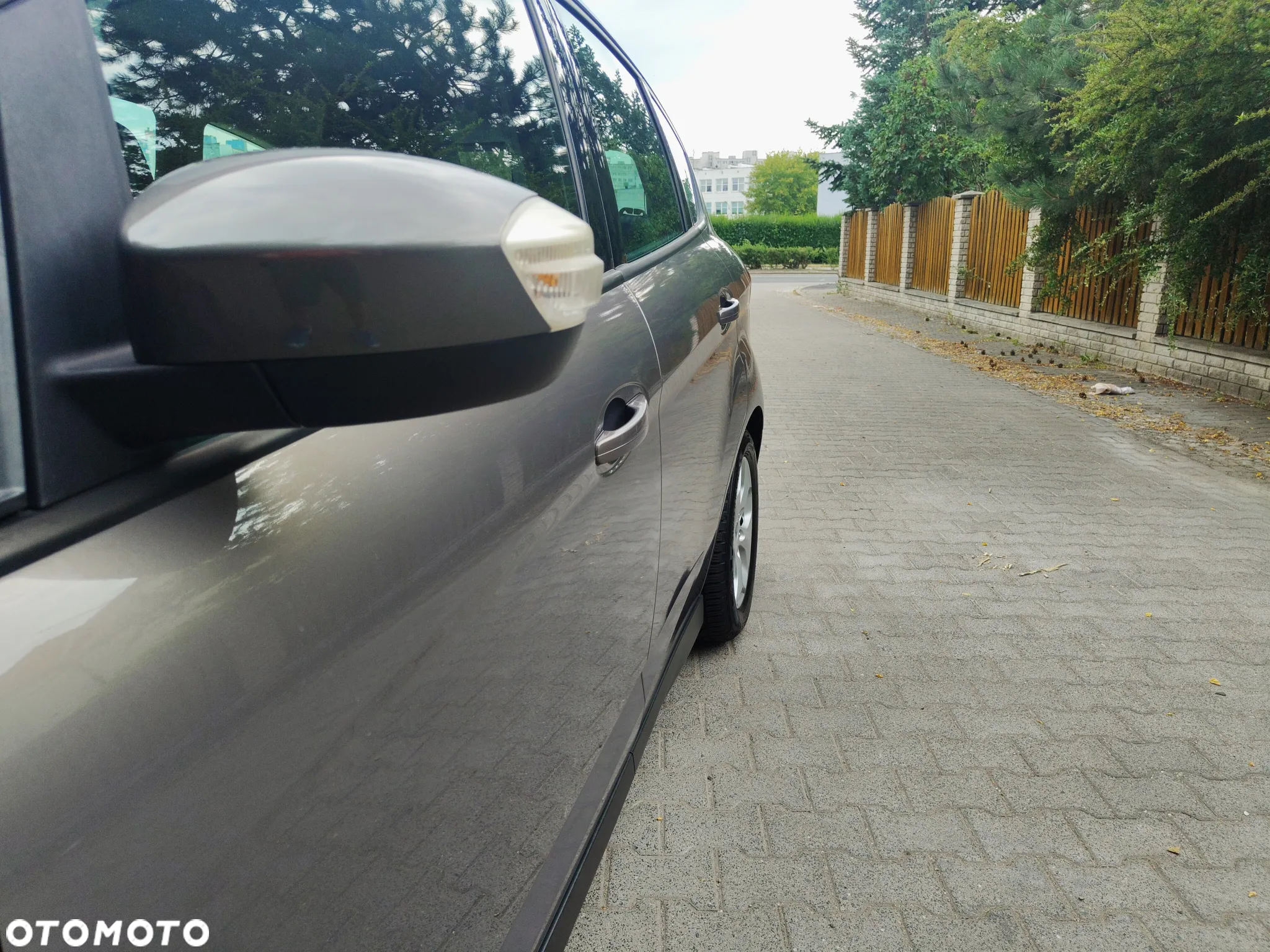 Ford C-MAX 1.6 Titanium - 30