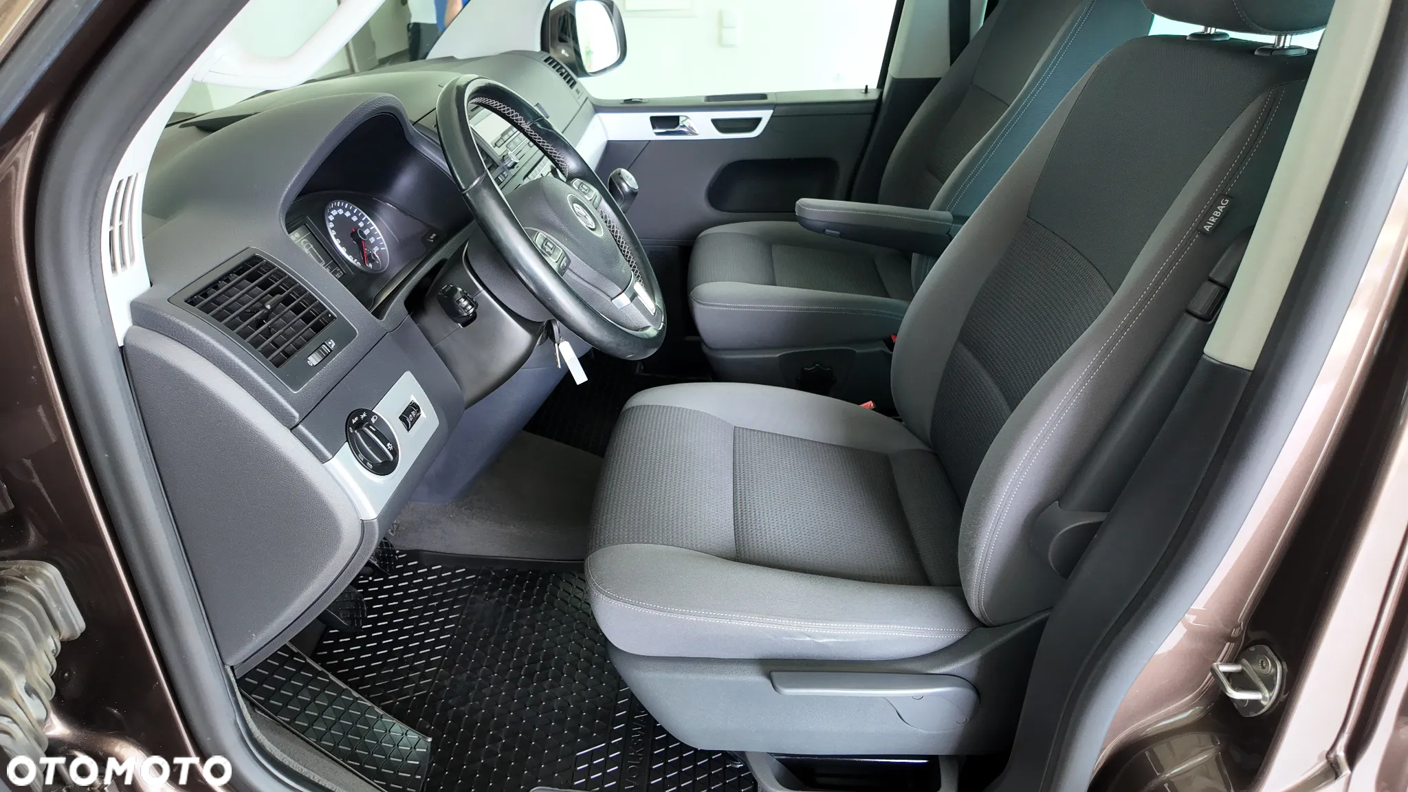 Volkswagen Multivan BiTDI L1 LIFE - 12