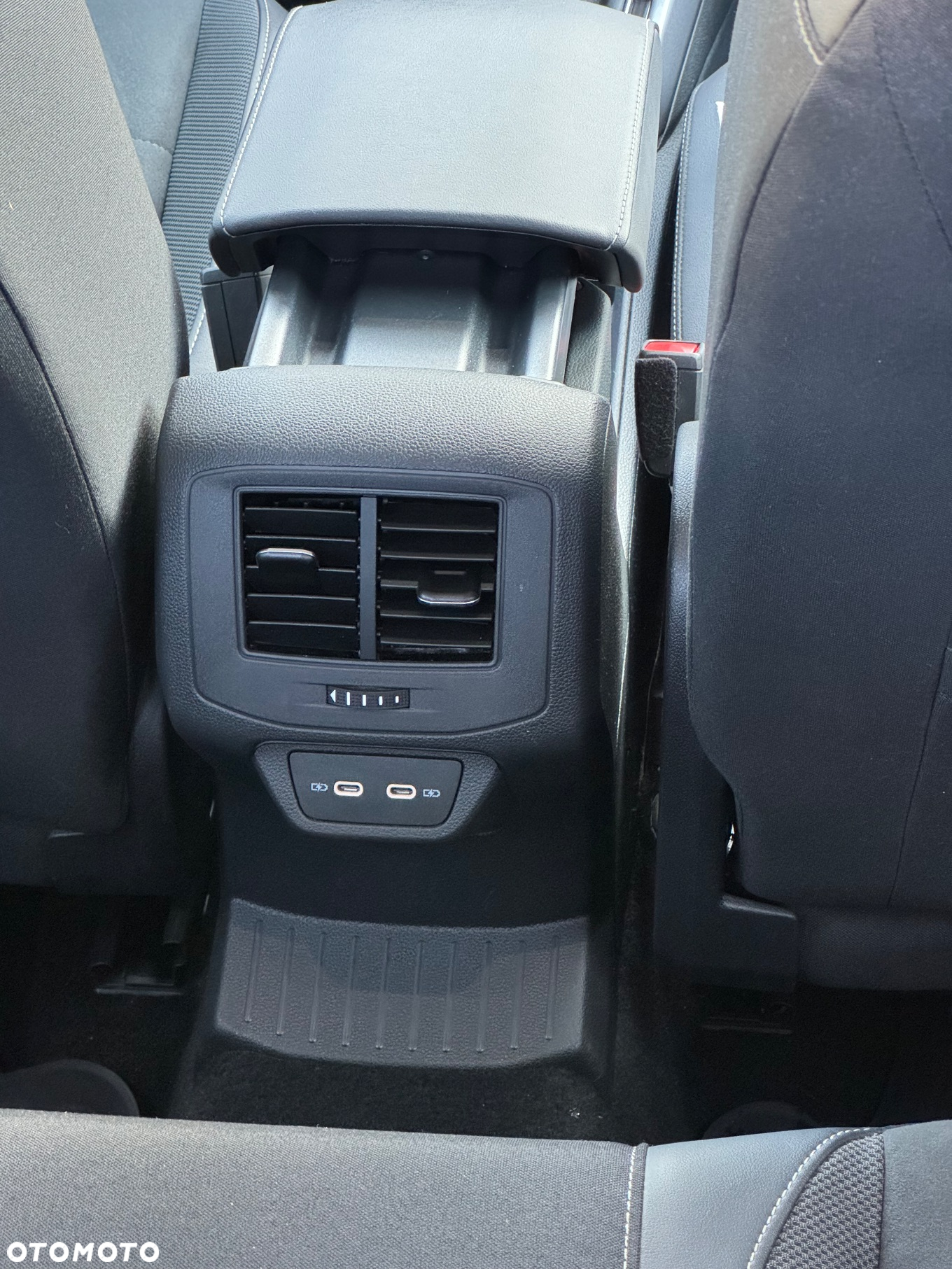 Volkswagen T-Roc 2.0 TSI 4Motion Advance DSG - 10