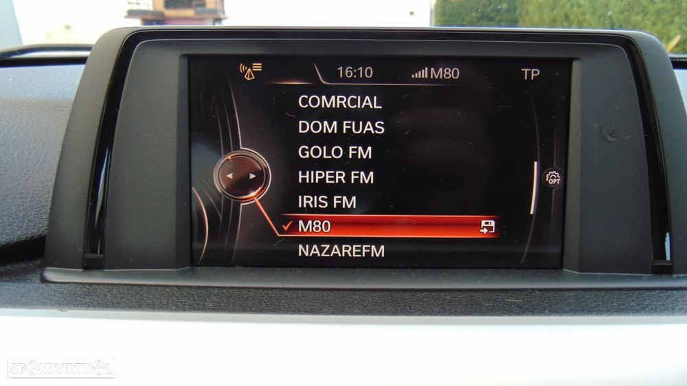 BMW 318 d Auto Line Luxury - 11