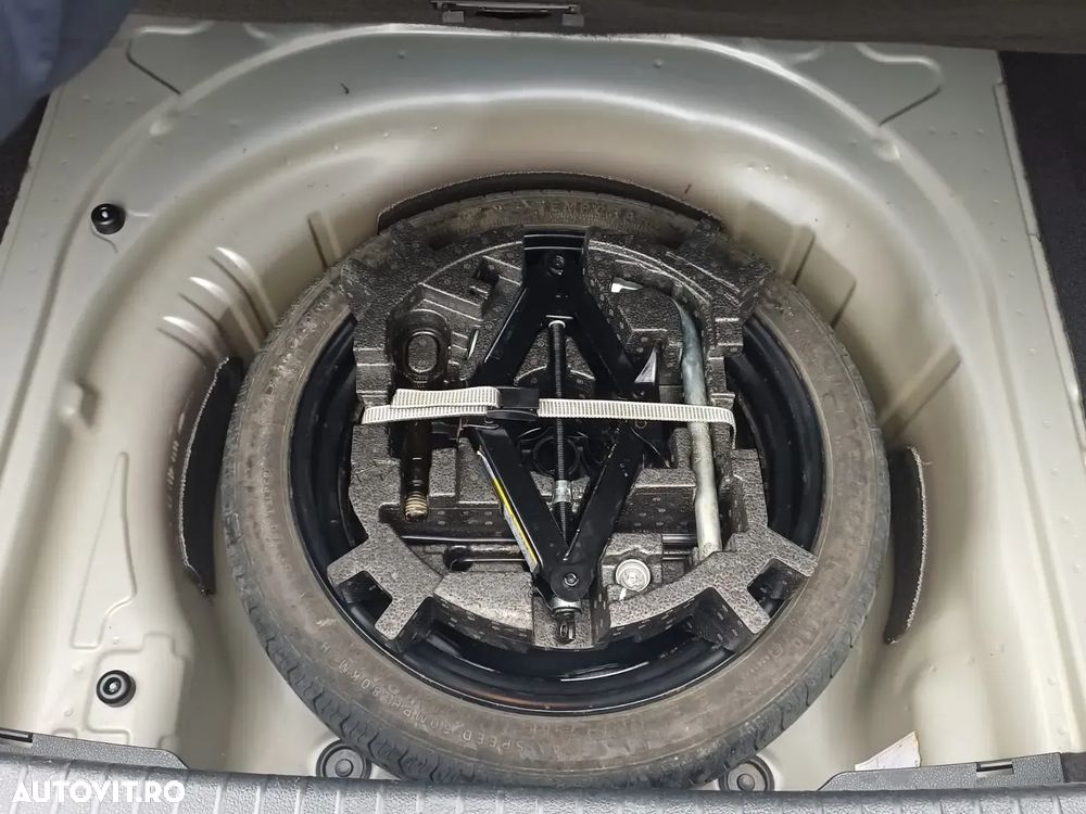 Volkswagen Passat 2.0 TDI DSG Highline - 7