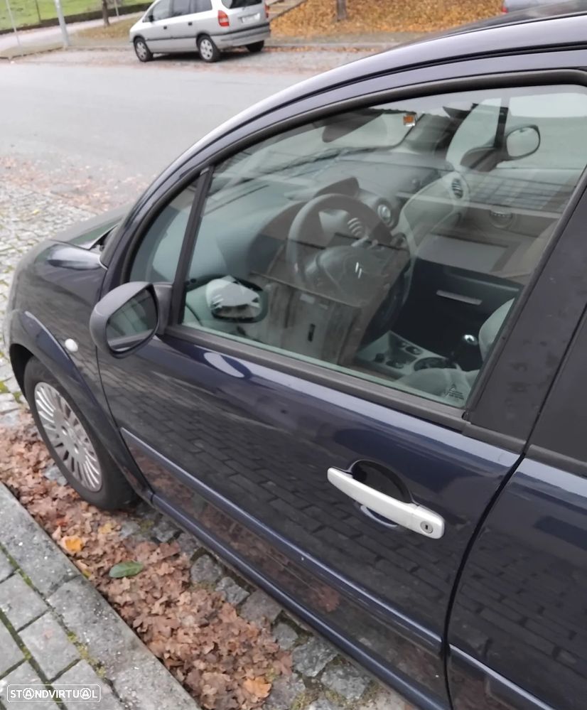 Citroën C3 1.4 HDi Exclusive - 4