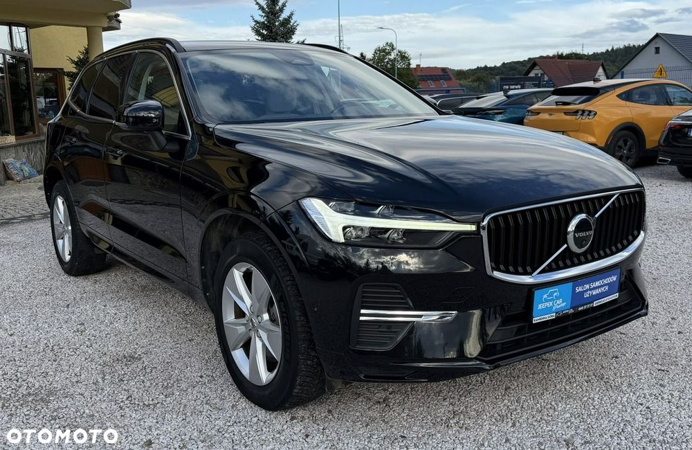 Volvo XC 60 B4 D Plus Dark - 3