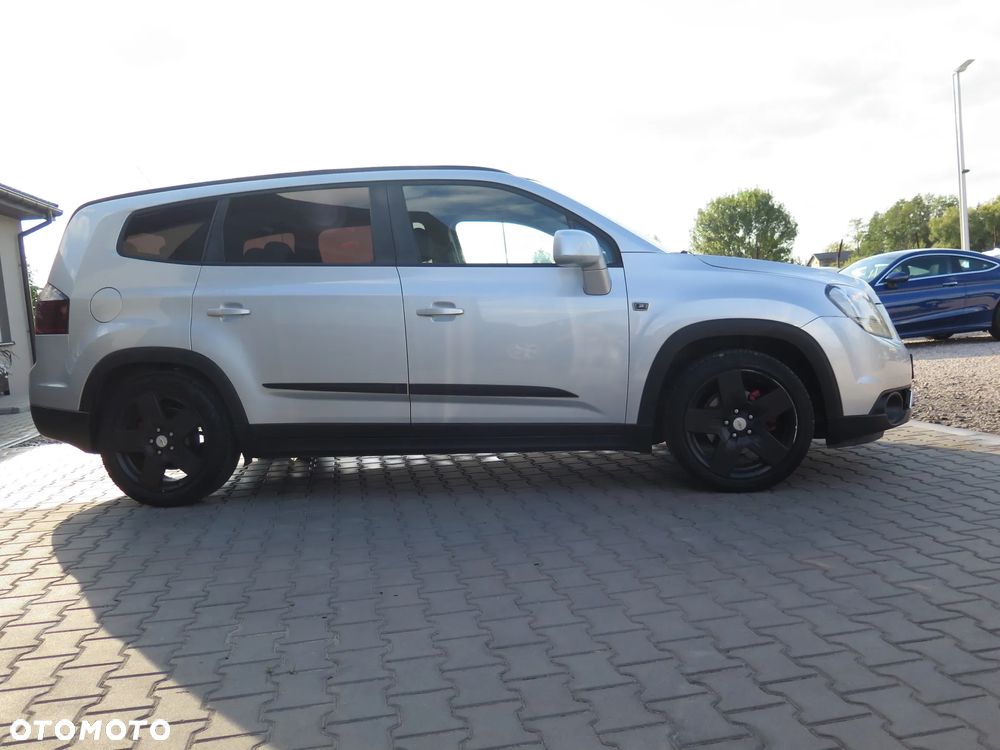 Chevrolet Orlando - 10