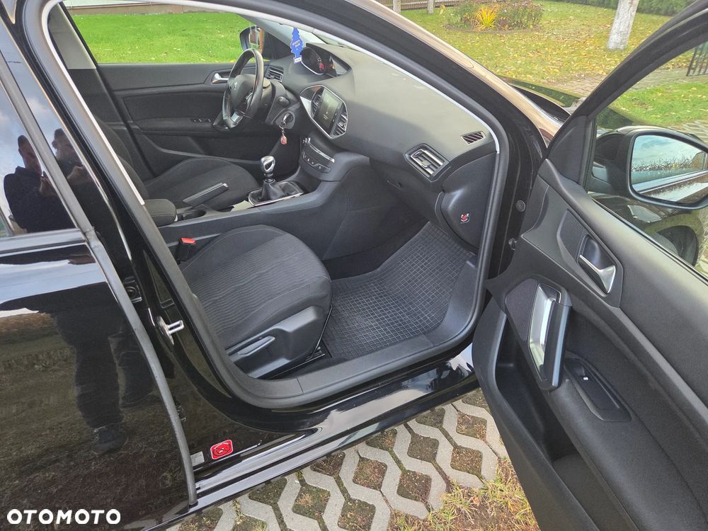 Peugeot 308 - 19