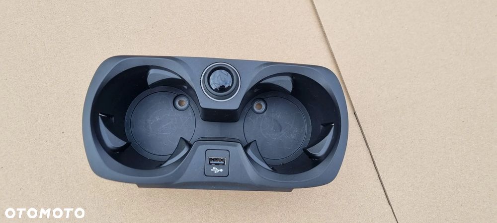 BMW 3 G20 G21 2019- UCHWYT NA KUBKI ORYGINAŁ - 2