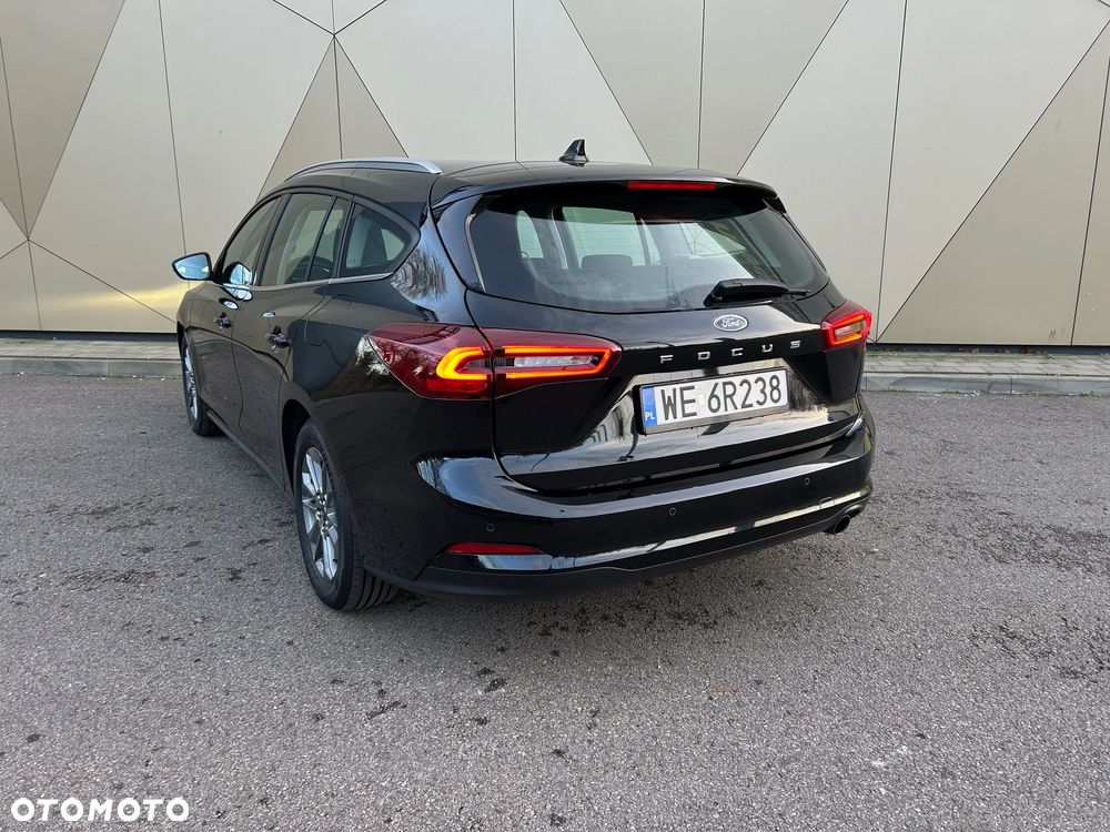 Ford Focus 1.0 EcoBoost Titanium Design - 16
