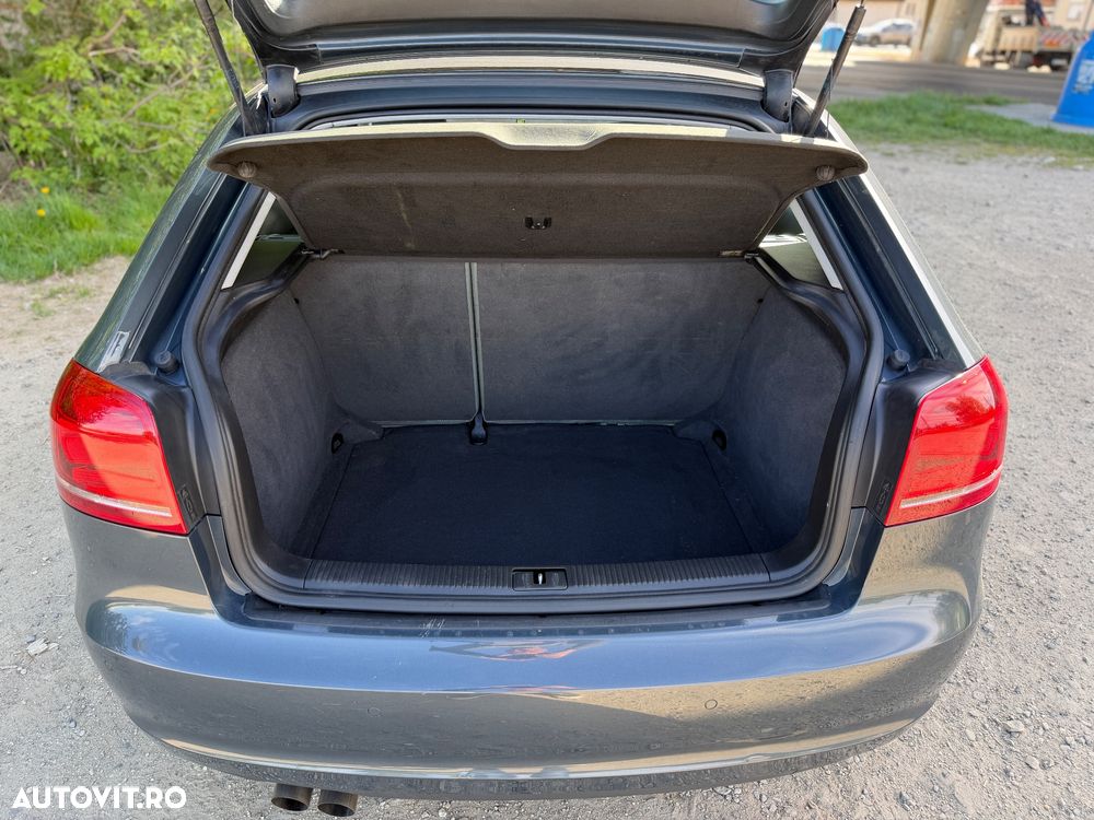 Audi A3 1.9 TDI DPF Ambiente - 12