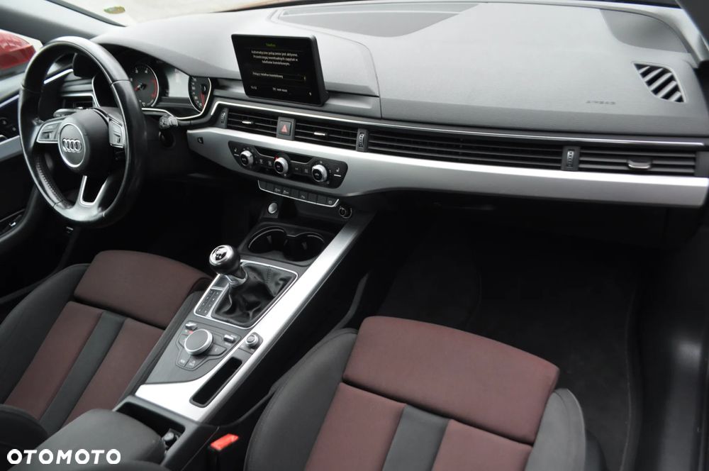 Audi A4 Avant 2.0 TDI sport - 33