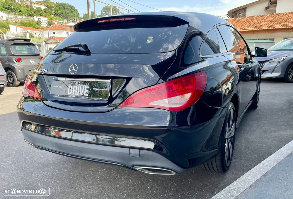 Mercedes-Benz CLA 200 d Shooting Brake Urban Aut. - 4