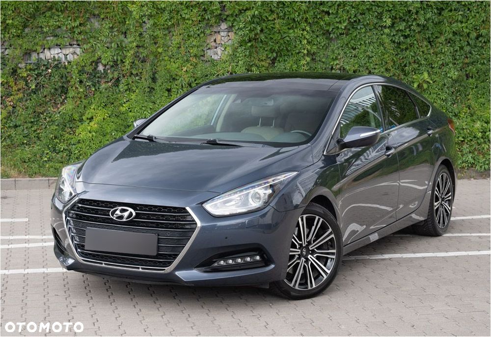 Hyundai i40 1.7 CRDi Premium DCT - 1