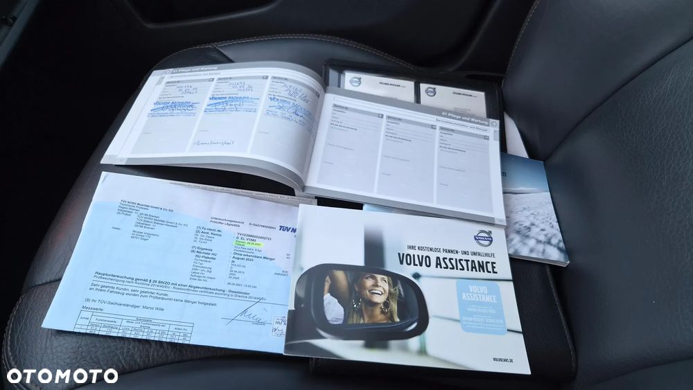 Volvo XC 60 D4 Geartronic Momentum - 37
