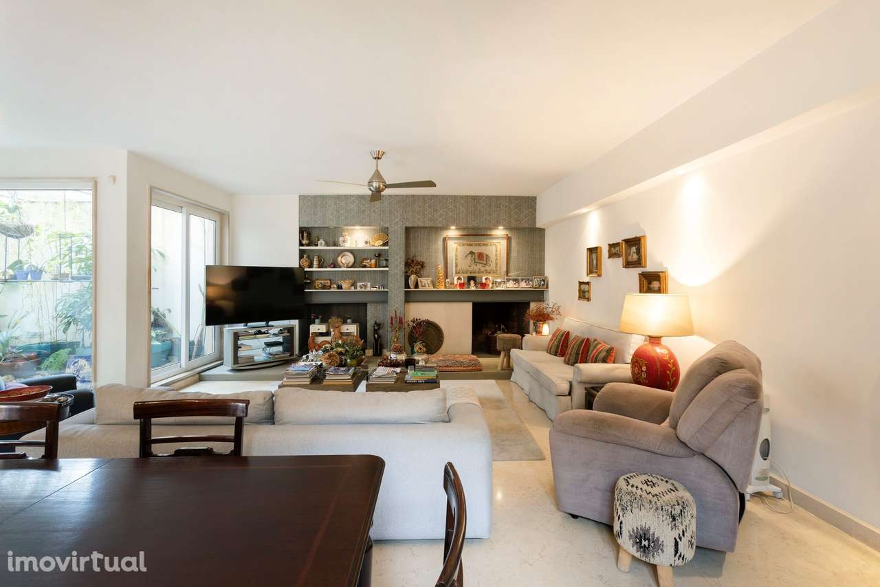 Moradia T6 com garagem, junto à Embaixada de França, Lisboa - Grande imagem: 3/35