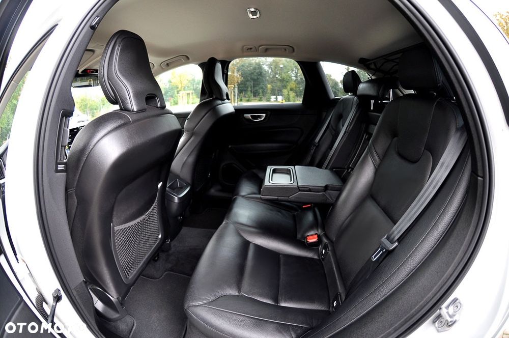 Volvo XC 60 - 28