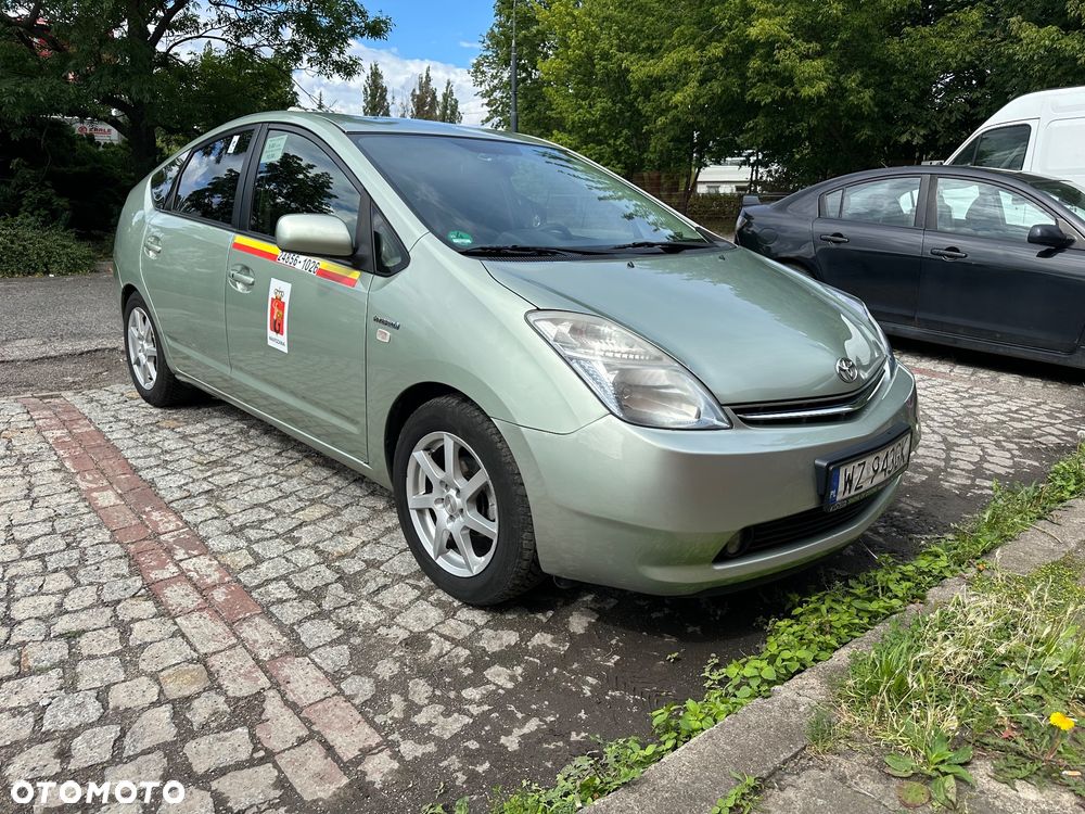 Toyota Prius 1.5 VVT-i Prestige - 1