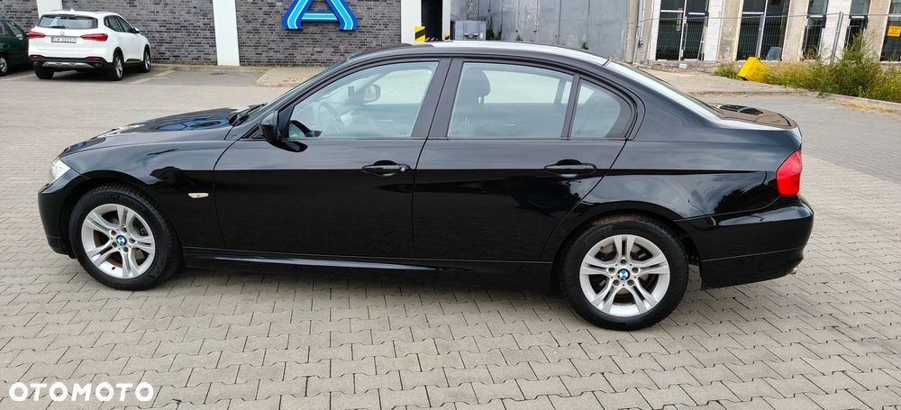 BMW Seria 3 2009 photo 5