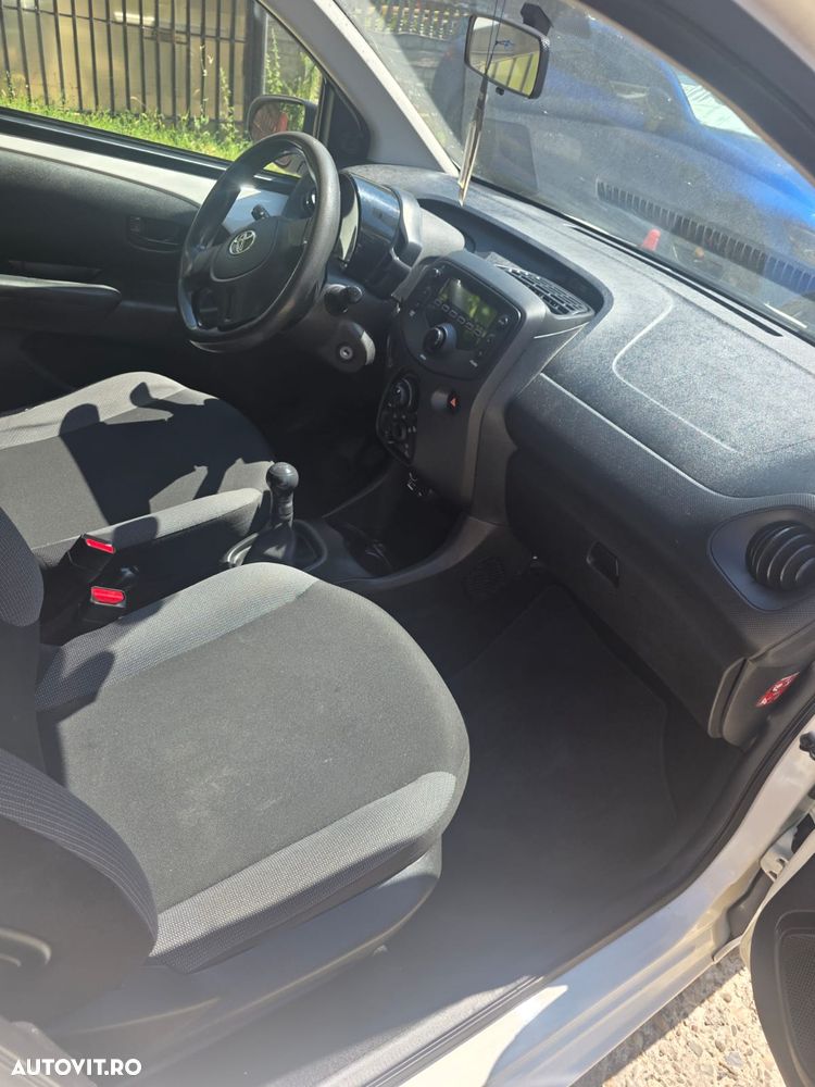 Toyota Aygo 1.0 X - 13