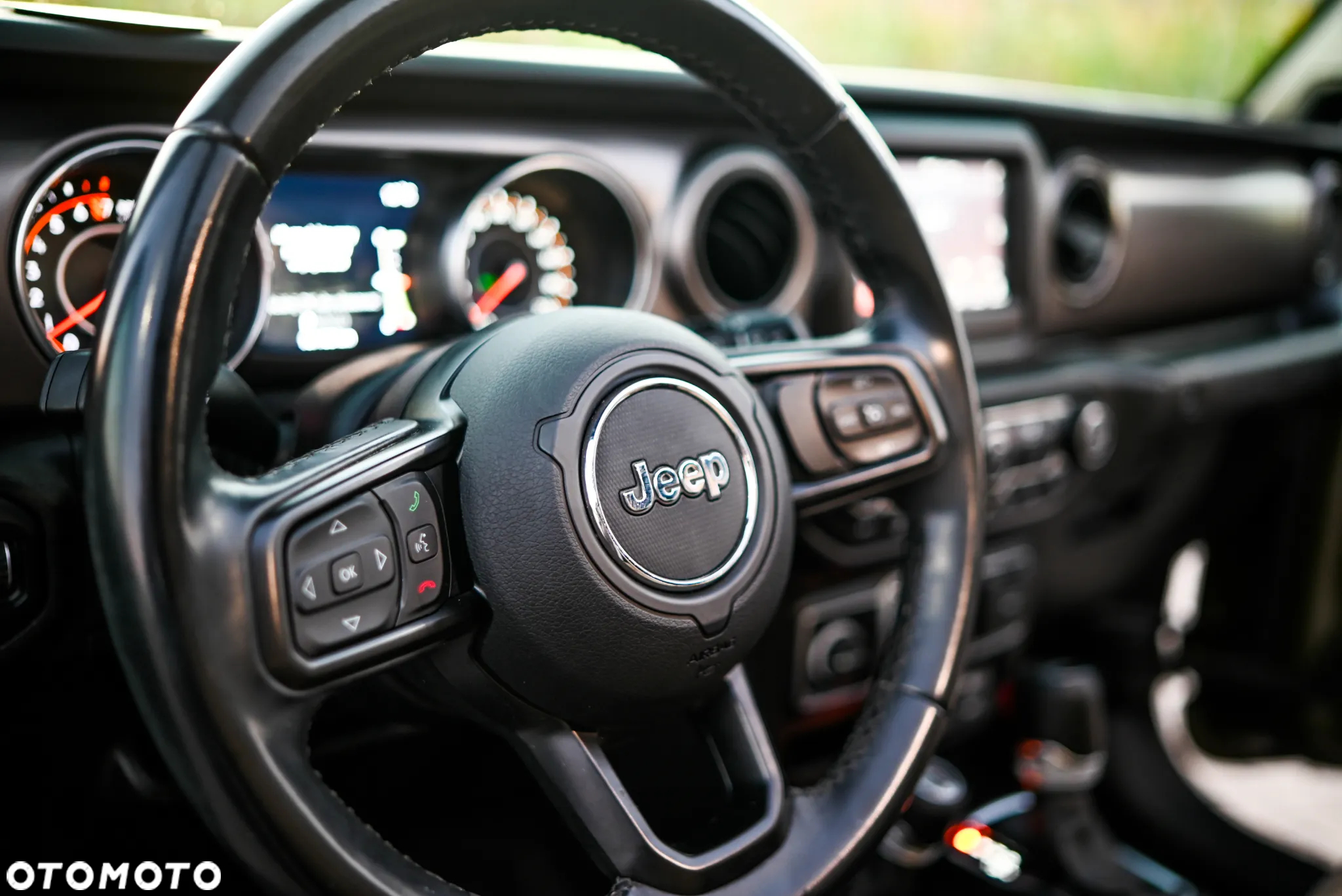 Jeep Wrangler - 30