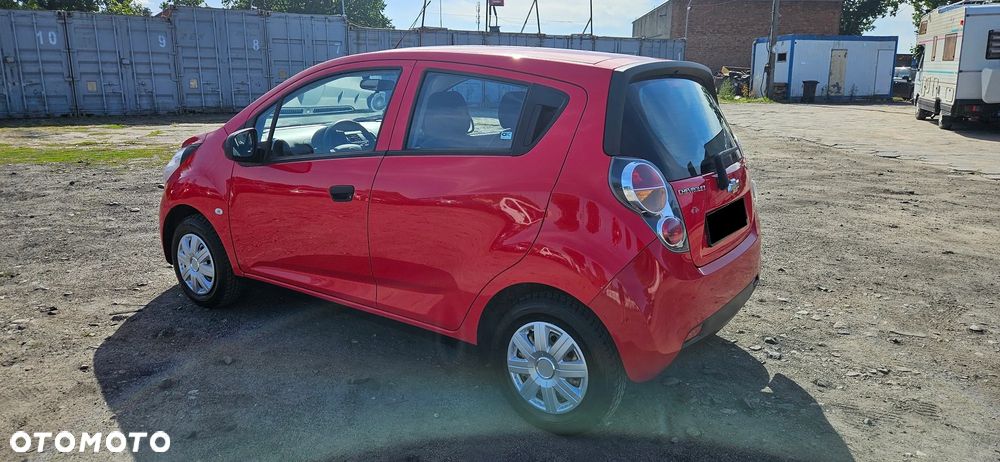 Chevrolet Spark 1.0 Base+ - 4