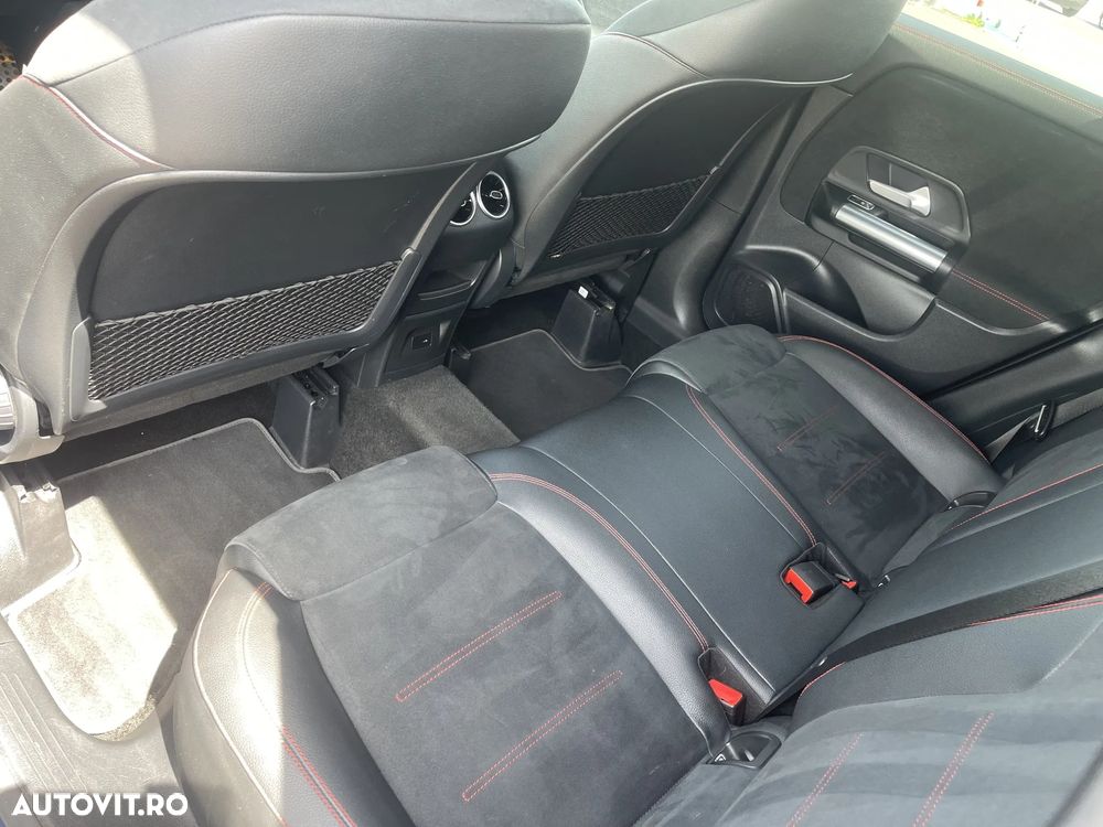 Mercedes-Benz GLA 250 e - 21