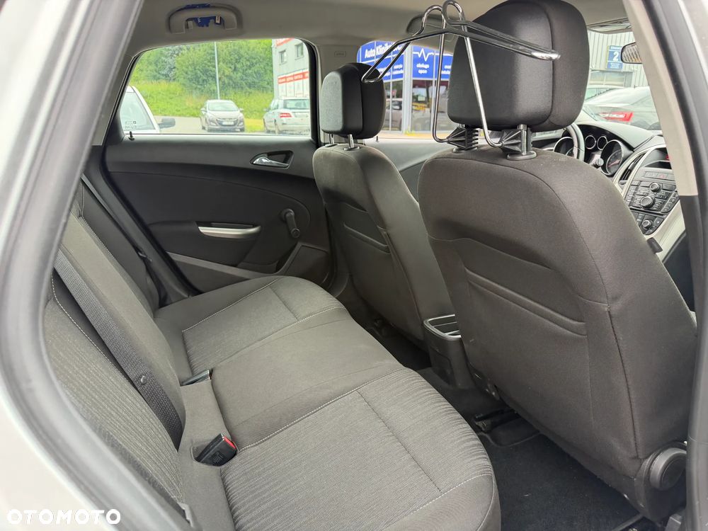 Opel Astra 1.6 Essentia - 16